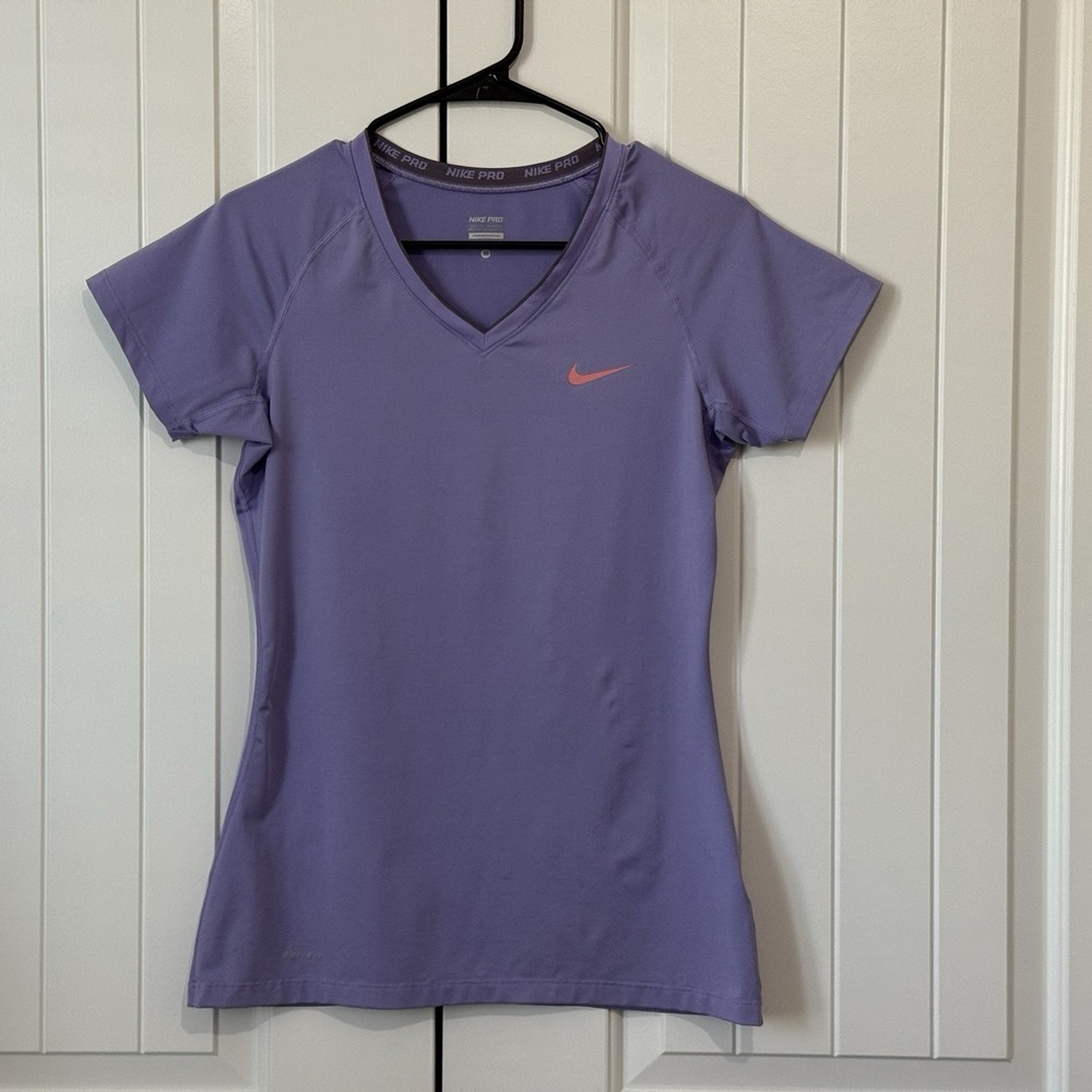 Nike Pro‎ Dri-Fit Short Sleeve Athletic Shirt Womens M Purple Gym